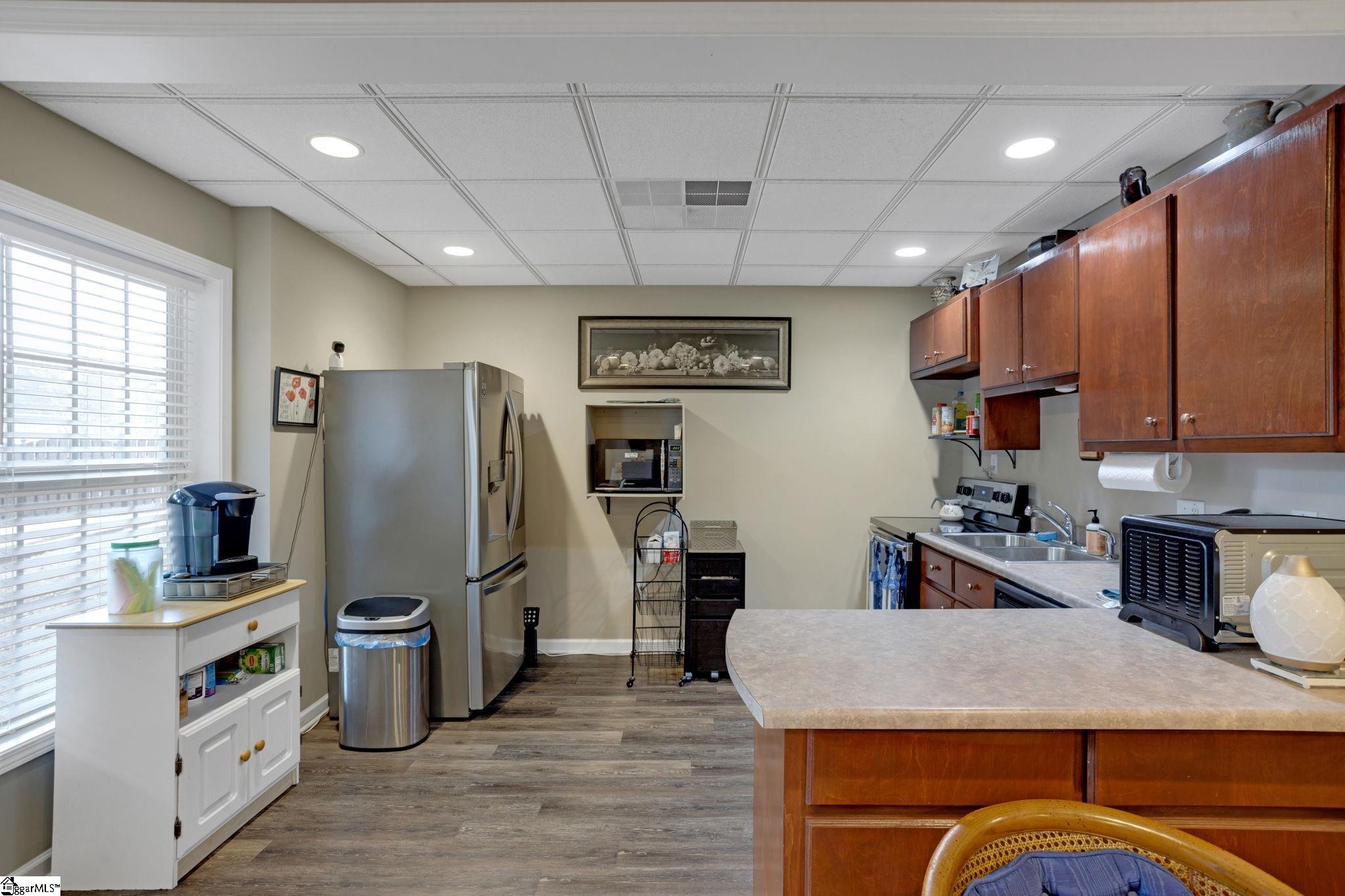 309 Tanner Chase Way Greenville, SC 29607 - Photo 24 of 32 2nd kitchen