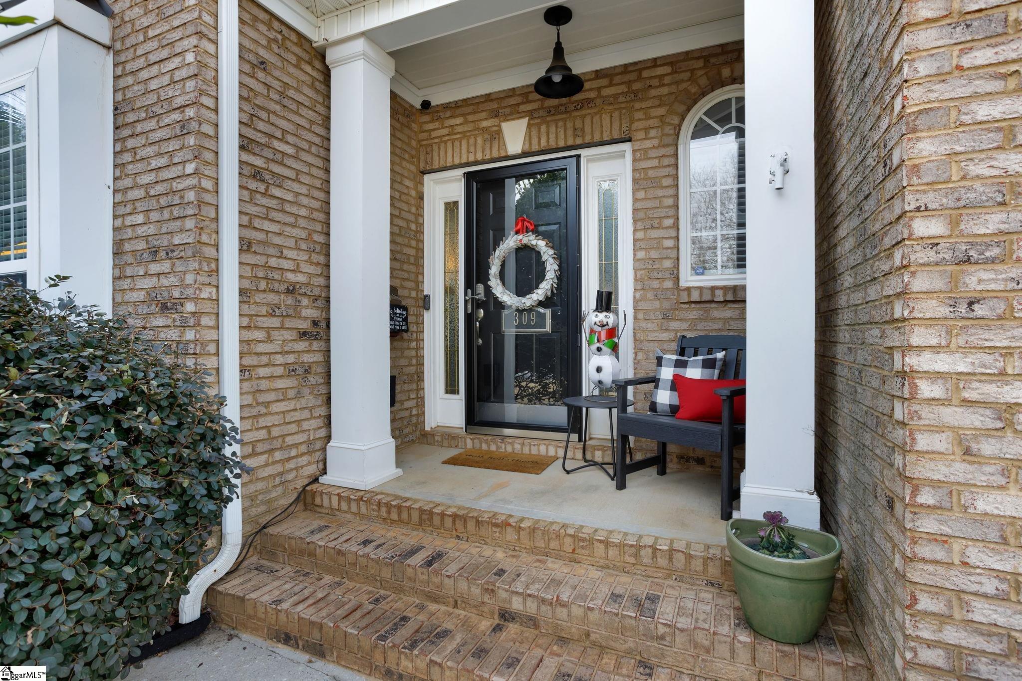 309 Tanner Chase Way Greenville, SC 29607 - Photo 4 of 32 Gallery Image 4