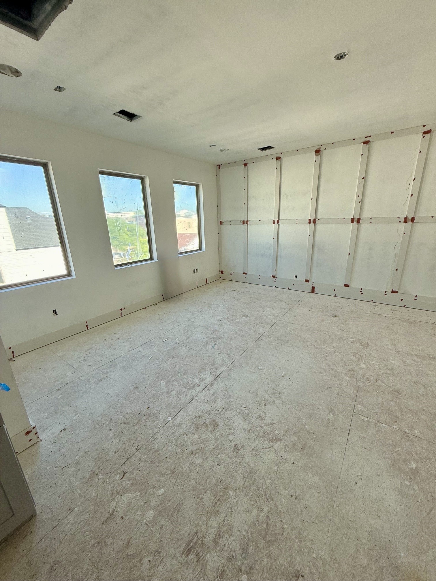 116 East 23rd Street Houston, TX 77008 - Photo 14 of 50 * Est Comp 9/15/2026 *
* Construction as of 5/4 *
* Customization options available during construction ONLY
* THIS IS AN ACTIVE CONSTRUCTION SITE, BUYERS MUST REQUEST APPOINTMENT TO BE ON PREMISES AT ALL TIMES.
* All information should be independently verified. Plans are subject to change without notice.