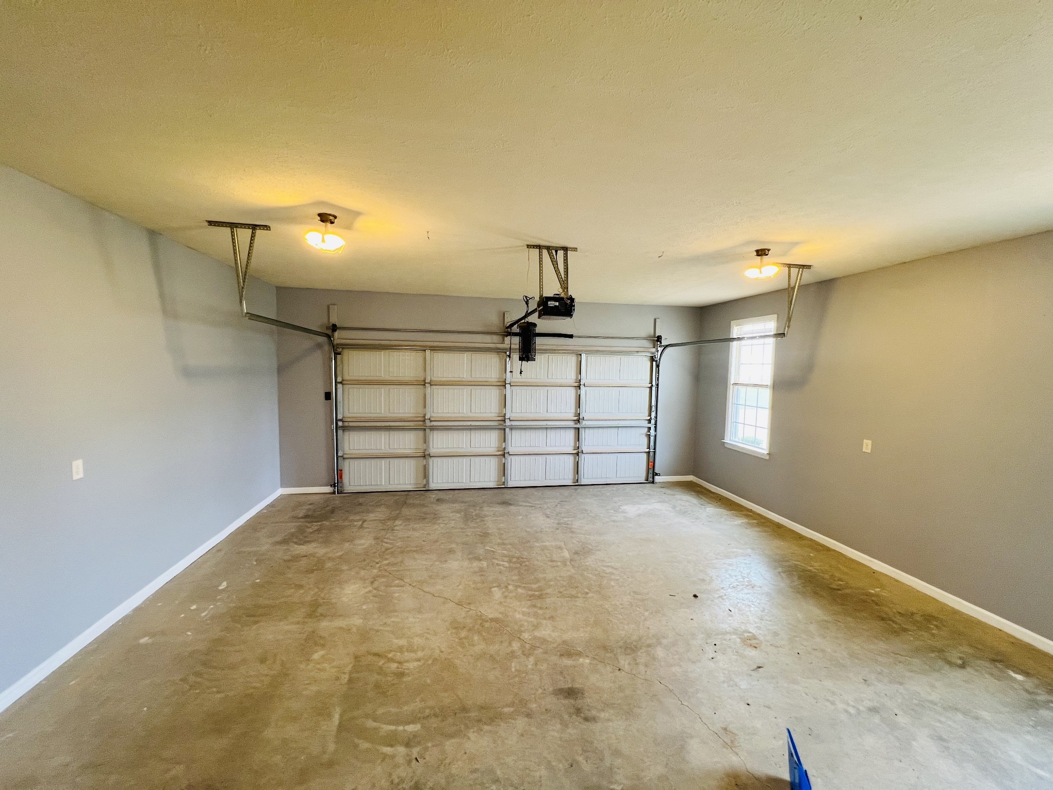 4861 Little Dry Creek Road Pulaski, TN 38478 - Photo 23 of 30 a view of a garage