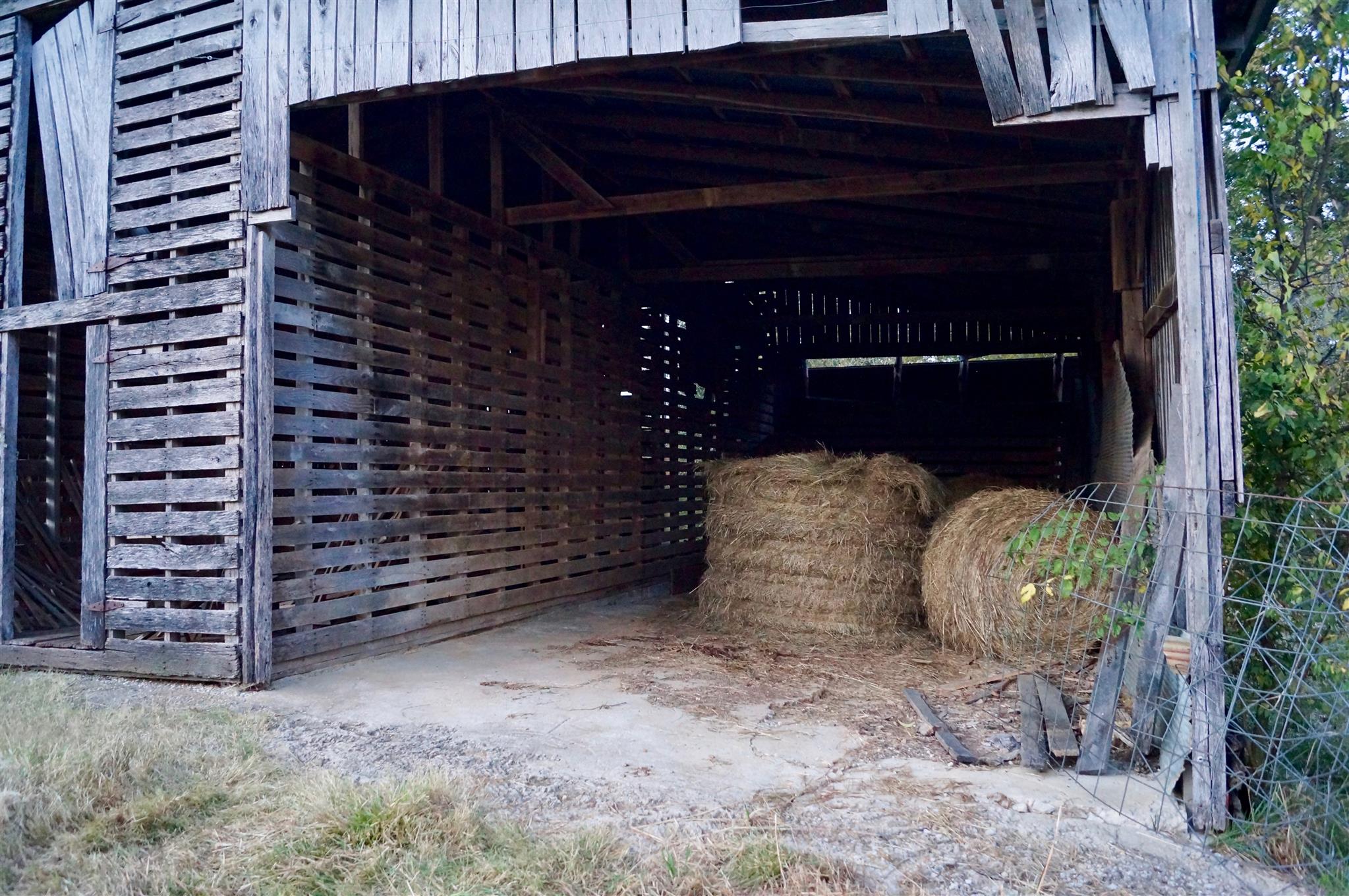 1434 Coles Chapel Road Sparta, TN 38583 - Photo 8 of 30 Gallery Image 8