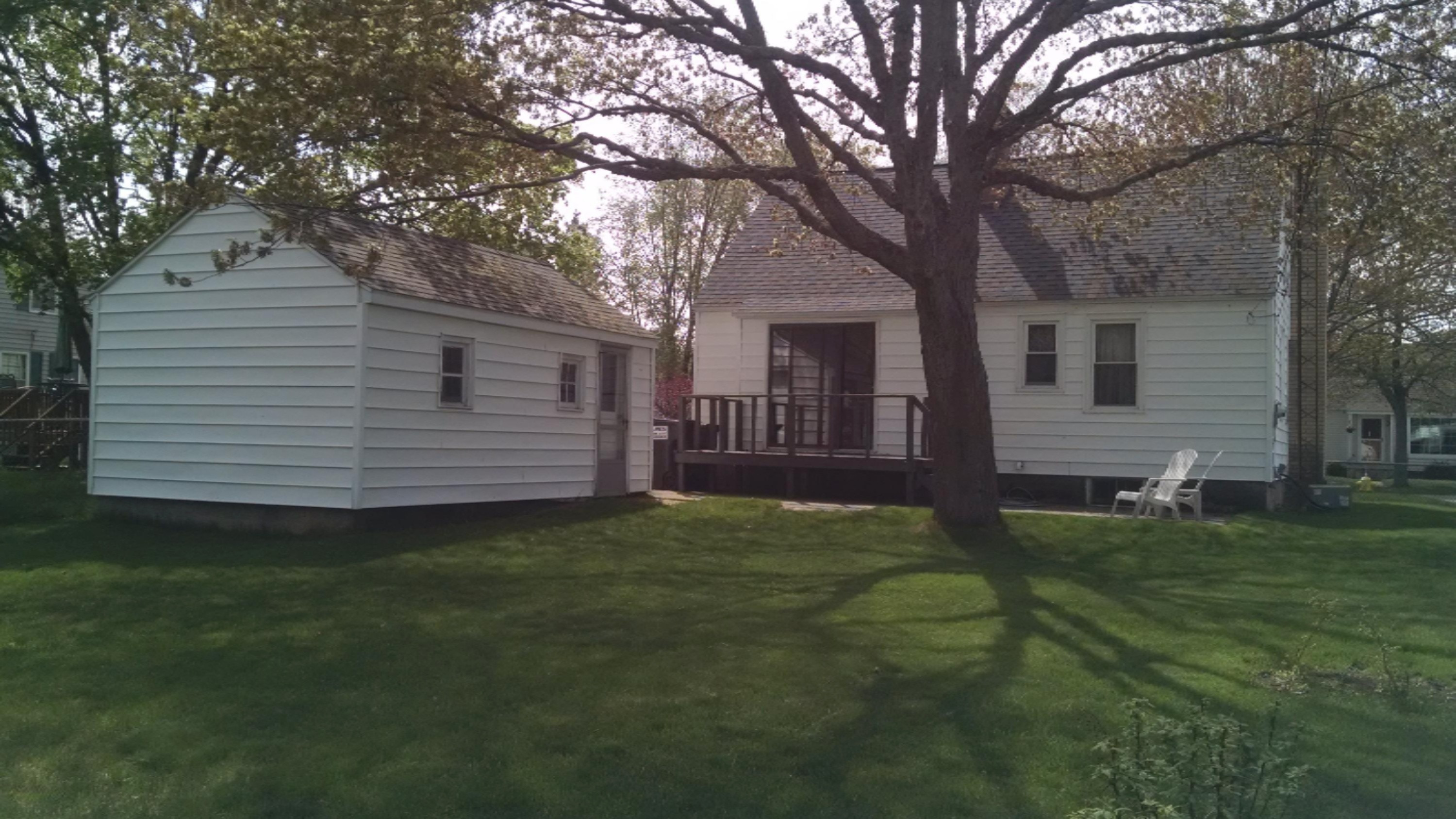 2708 Liberty Road Muskegon, MI 49441 - Photo 4 of 16 IMG_20150508_155138890