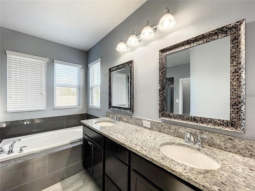 14322 Parkside Ridge Way Lithia, FL 33547 - Photo 22 of 33