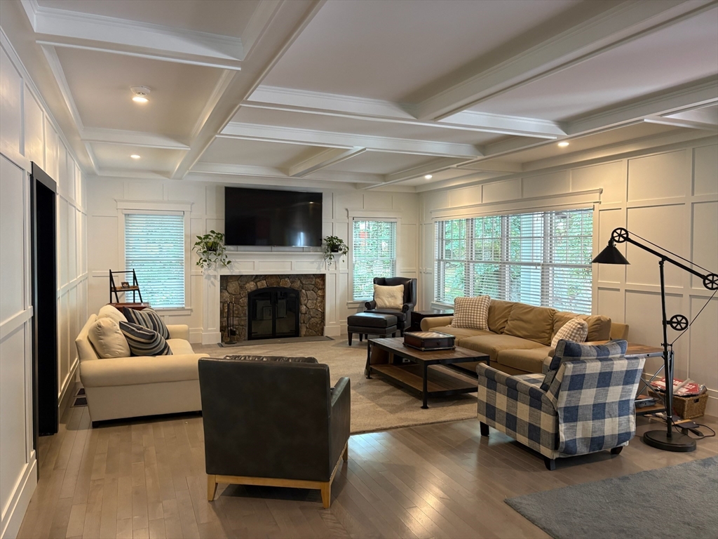 190 Bedford Road Lincoln, MA 01773 - Photo 11 of 28