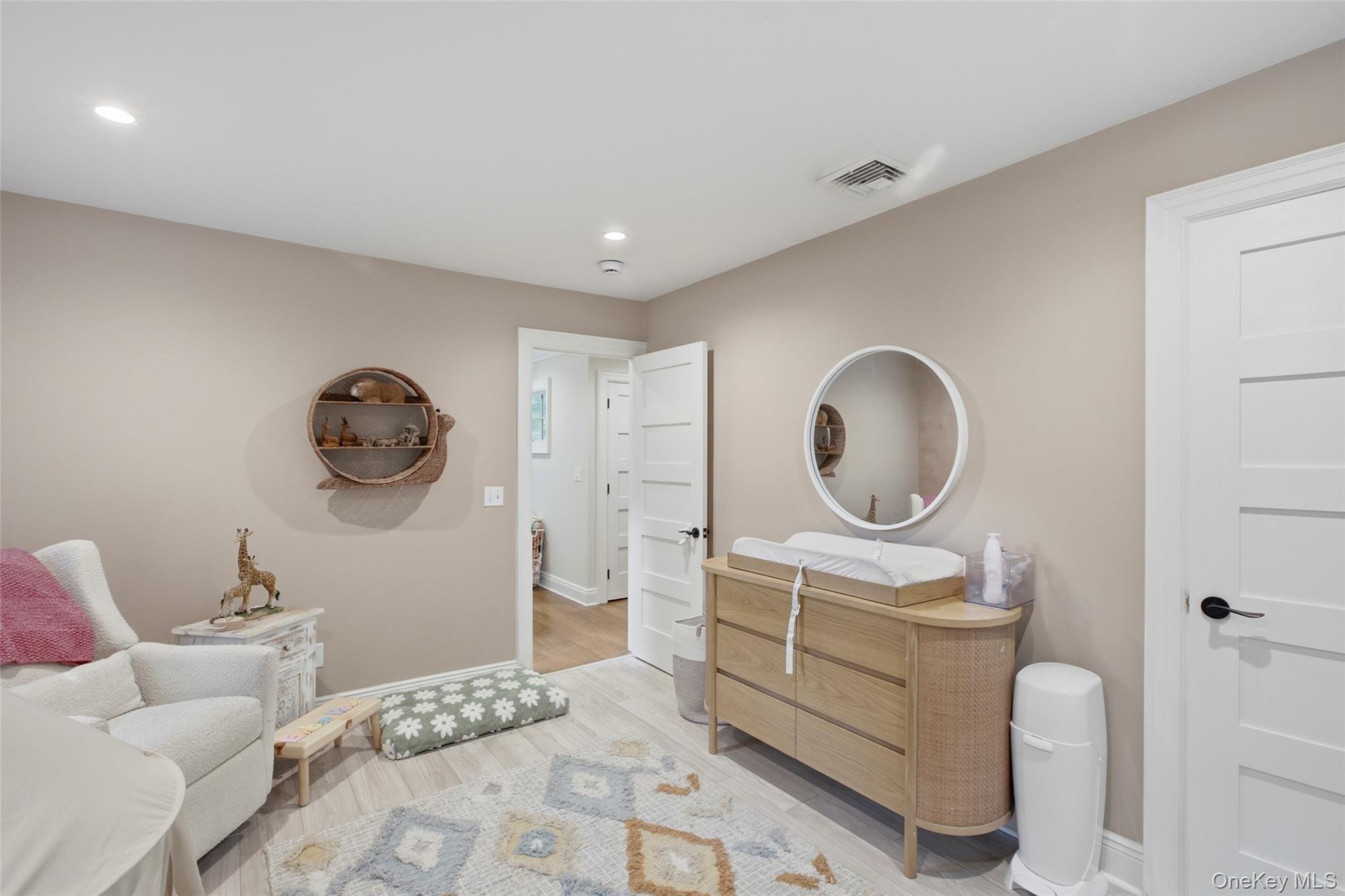18 West Meadow Road Setauket, NY 11733 - Photo 25 of 32