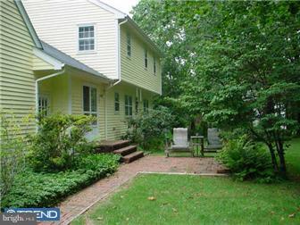 28 Nelson Ridge Road Princeton, NJ 08540 - Photo 3 of 12 Exterior Back