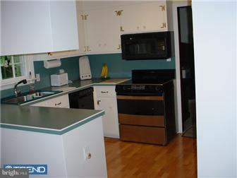28 Nelson Ridge Road Princeton, NJ 08540 - Photo 7 of 12 Kitchen