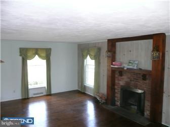 28 Nelson Ridge Road Princeton, NJ 08540 - Photo 10 of 12 Fireplace