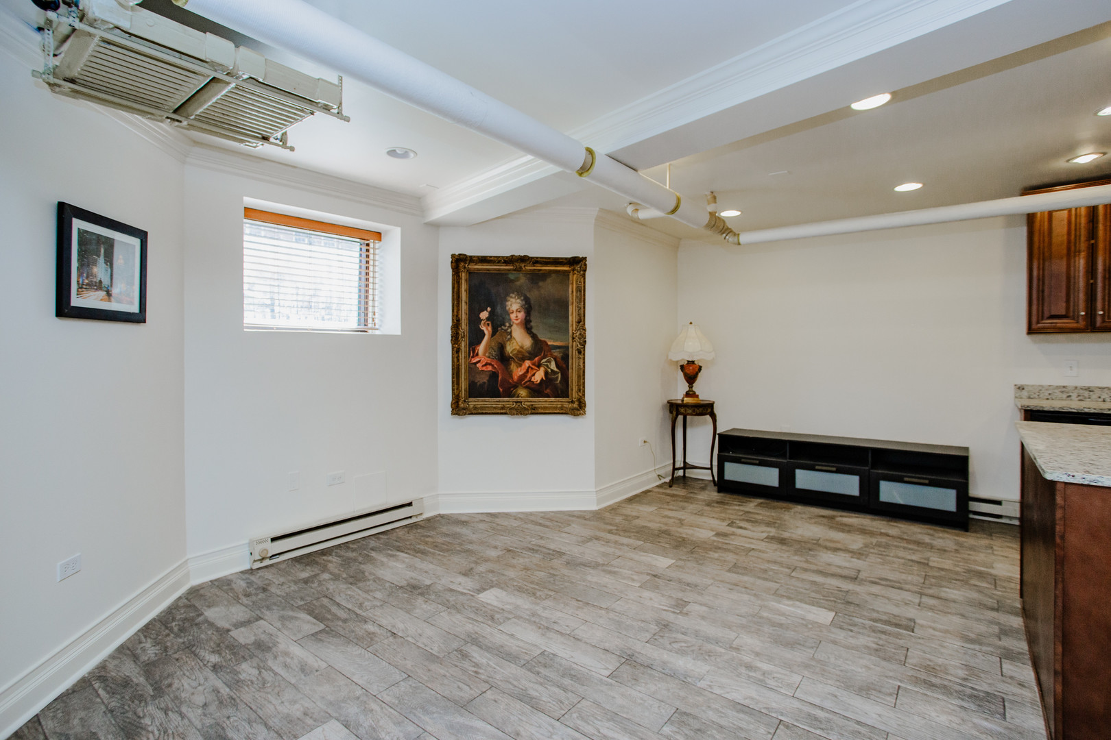 622 West Briar Place, Unit G Chicago, IL 60657 - Photo 5 of 20