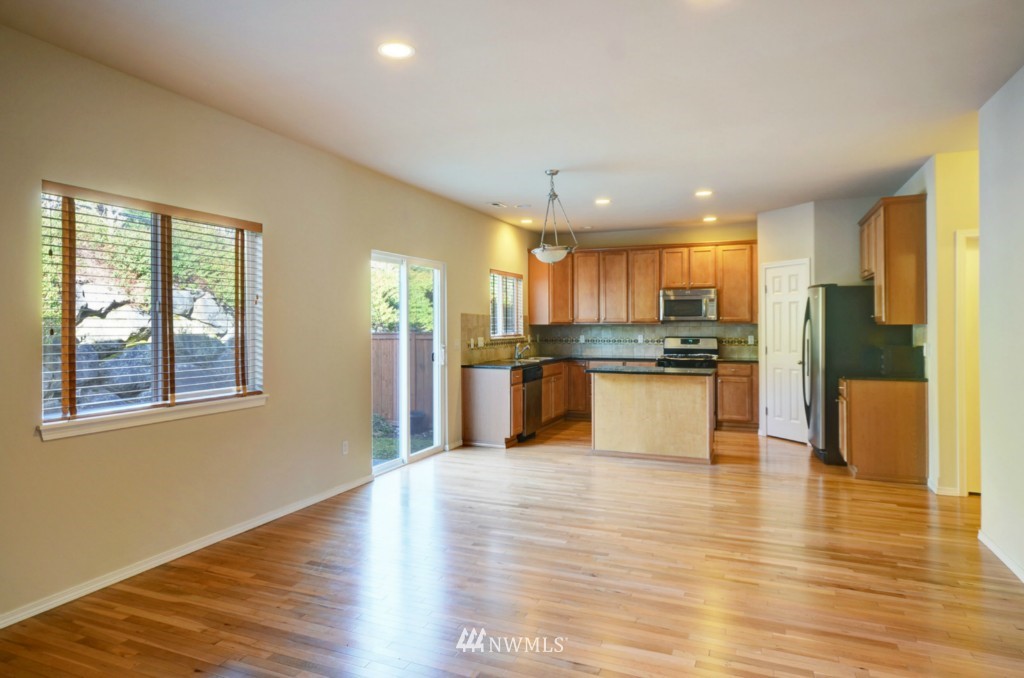 23106 27th Drive Southeast Bothell, WA 98021 - Photo 8 of 25