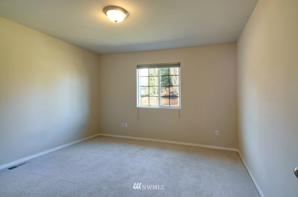 23106 27th Drive Southeast Bothell, WA 98021 - Photo 9 of 25
