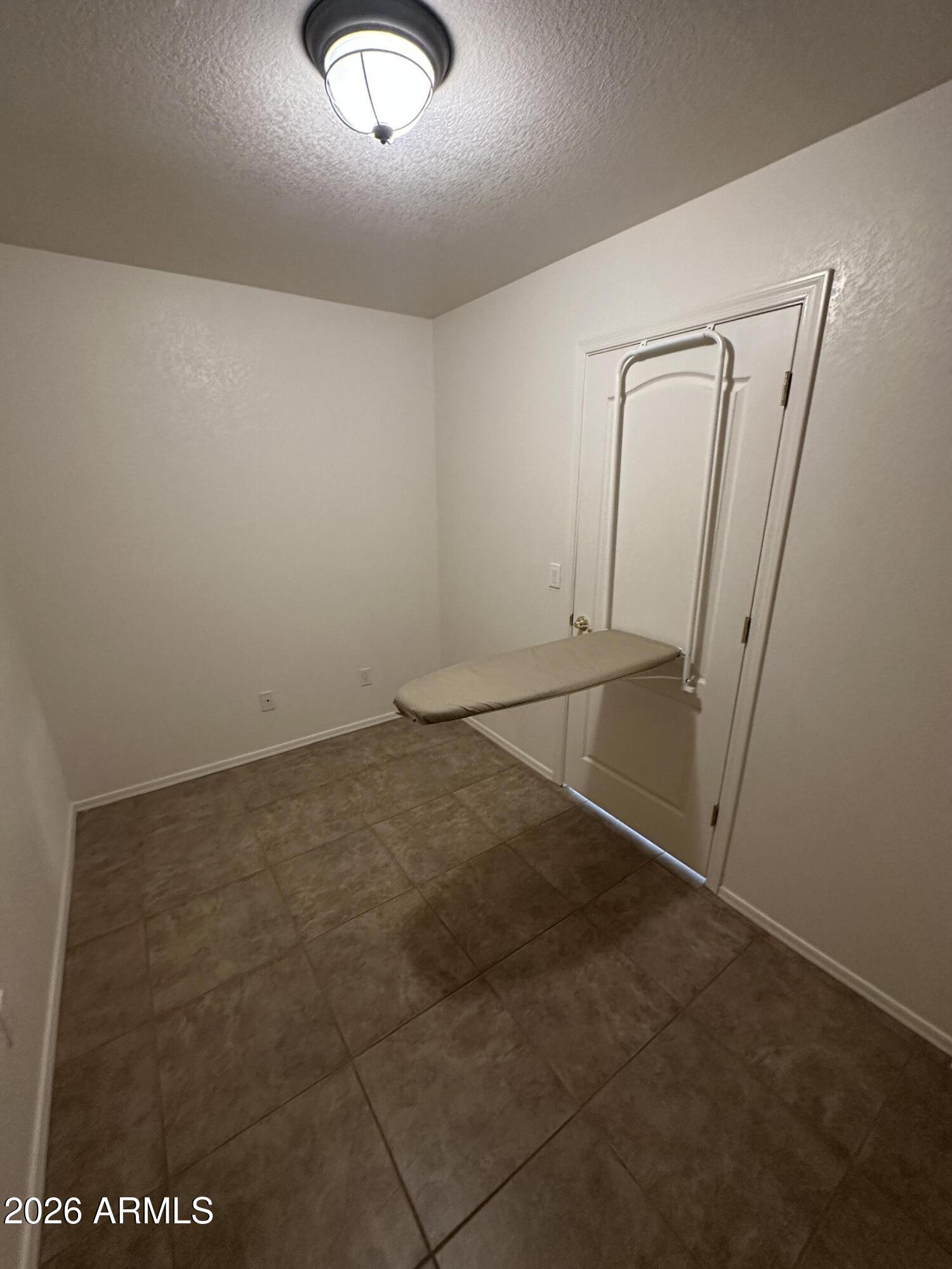2101 South Meridian Road, Unit 172 Apache Junction, AZ 85120 - Photo 30 of 49 Mud Room