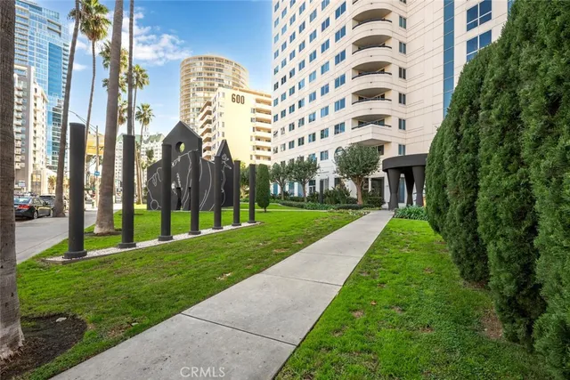 $650,000 | 525 East Seaside Way, Unit 904, Long Beach, CA 90802