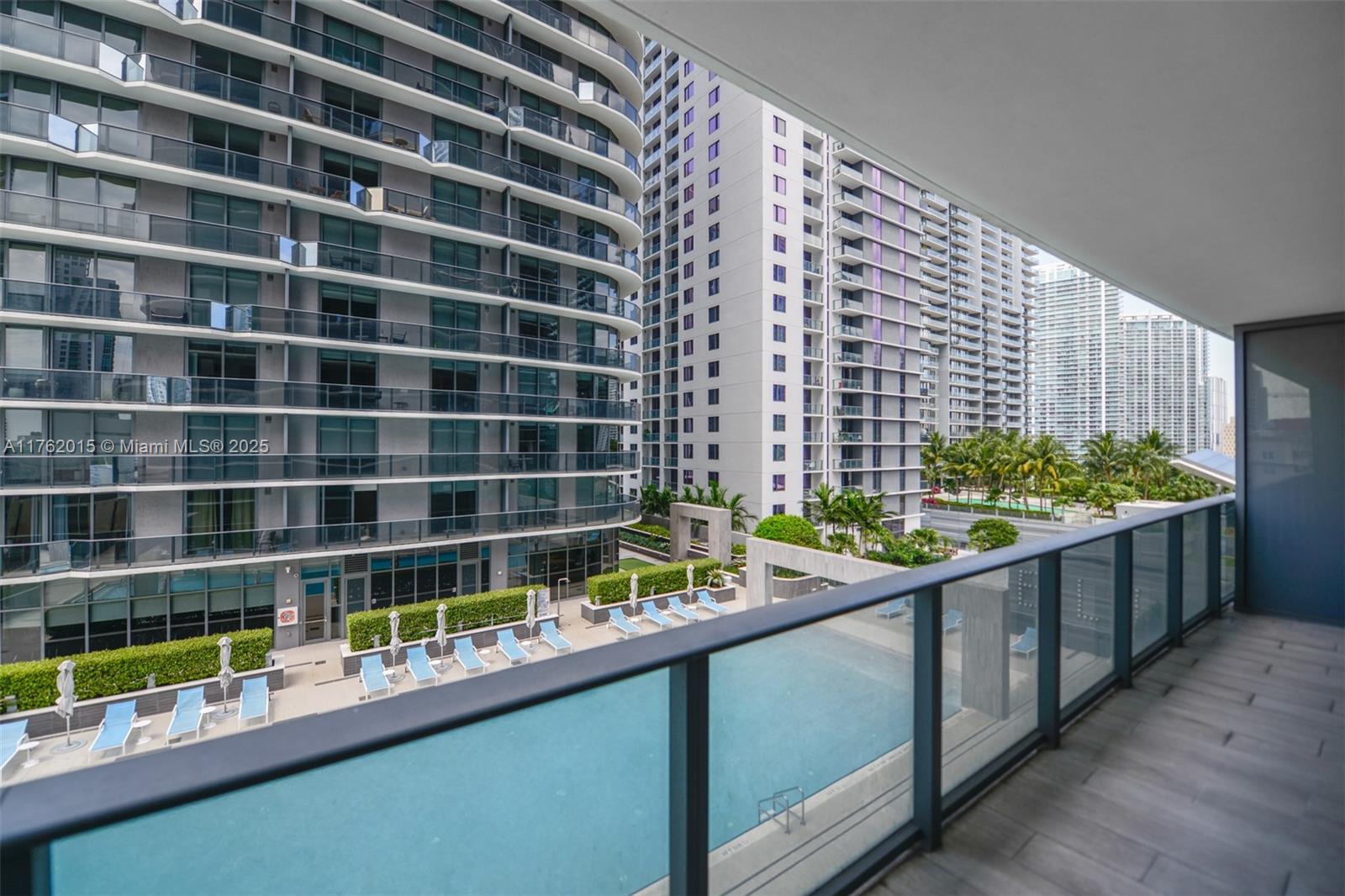 45 Southwest 9th Street, Unit 1107 Miami, FL 33130 - Photo 18 of 51