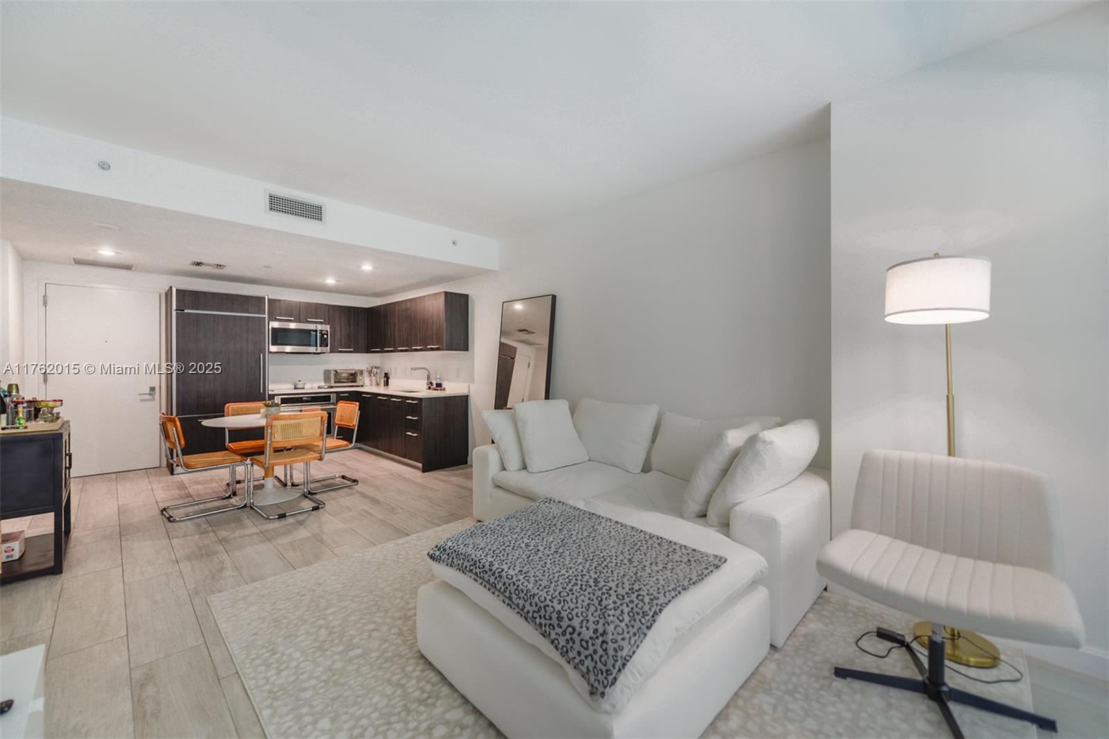 45 Southwest 9th Street, Unit 1107 Miami, FL 33130 - Photo 6 of 51