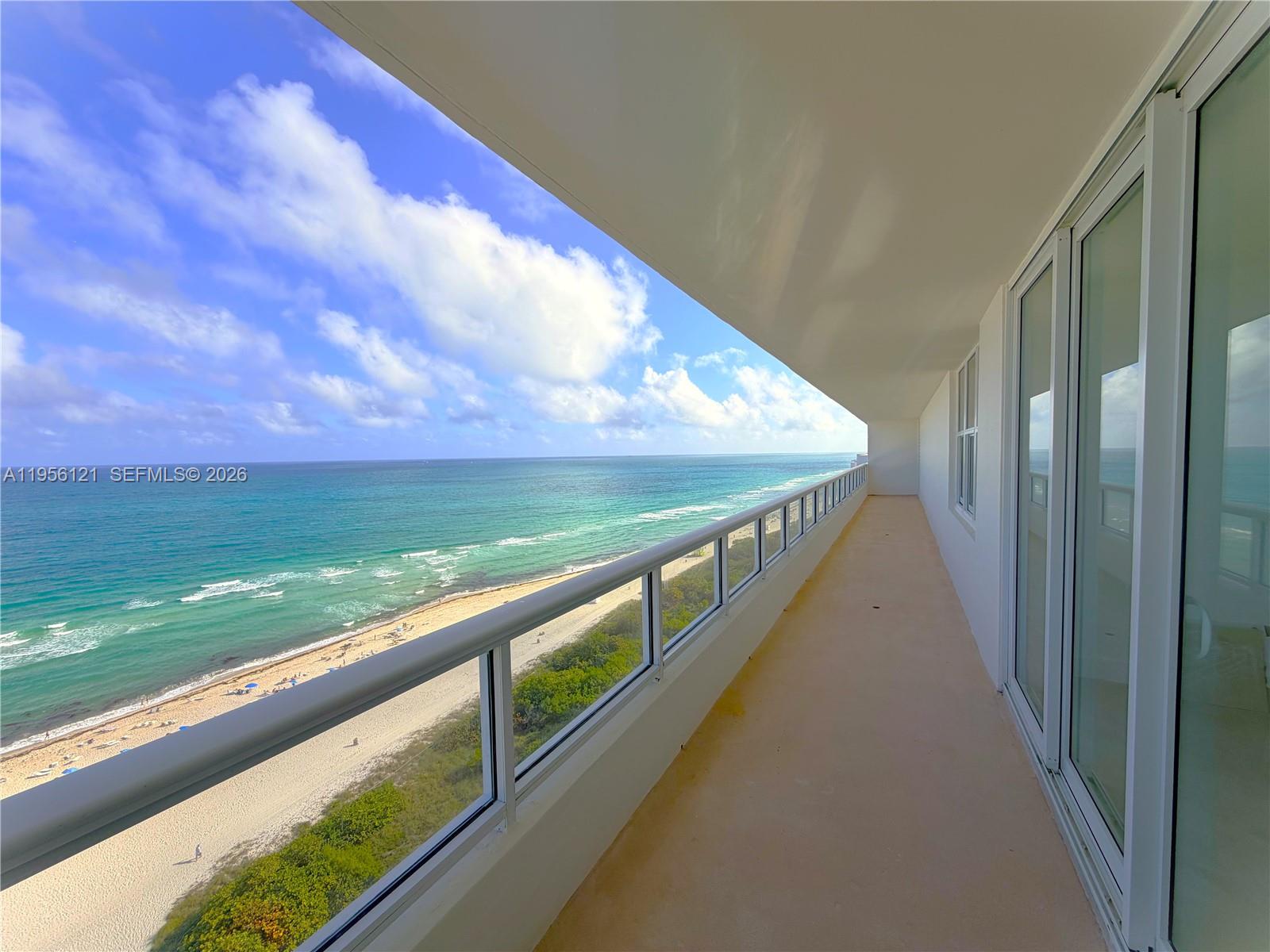 5601 Collins Avenue, Unit PH2 Miami Beach, FL 33140 - Photo 15 of 28