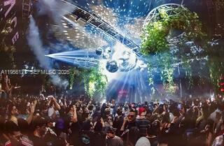 5601 Collins Avenue, Unit PH2 Miami Beach, FL 33140 - Photo 28 of 28