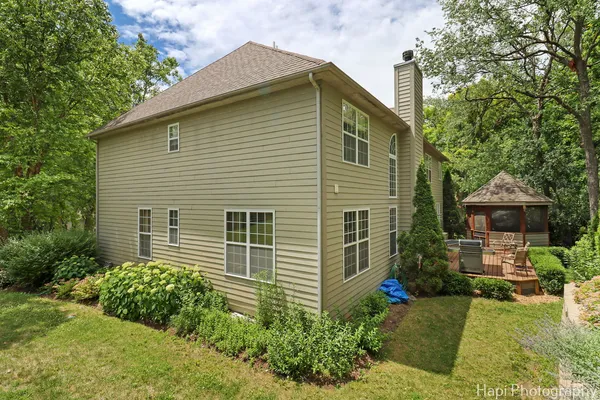 $624,999 | 1606 Tecumseh Drive, McHenry, IL 60050