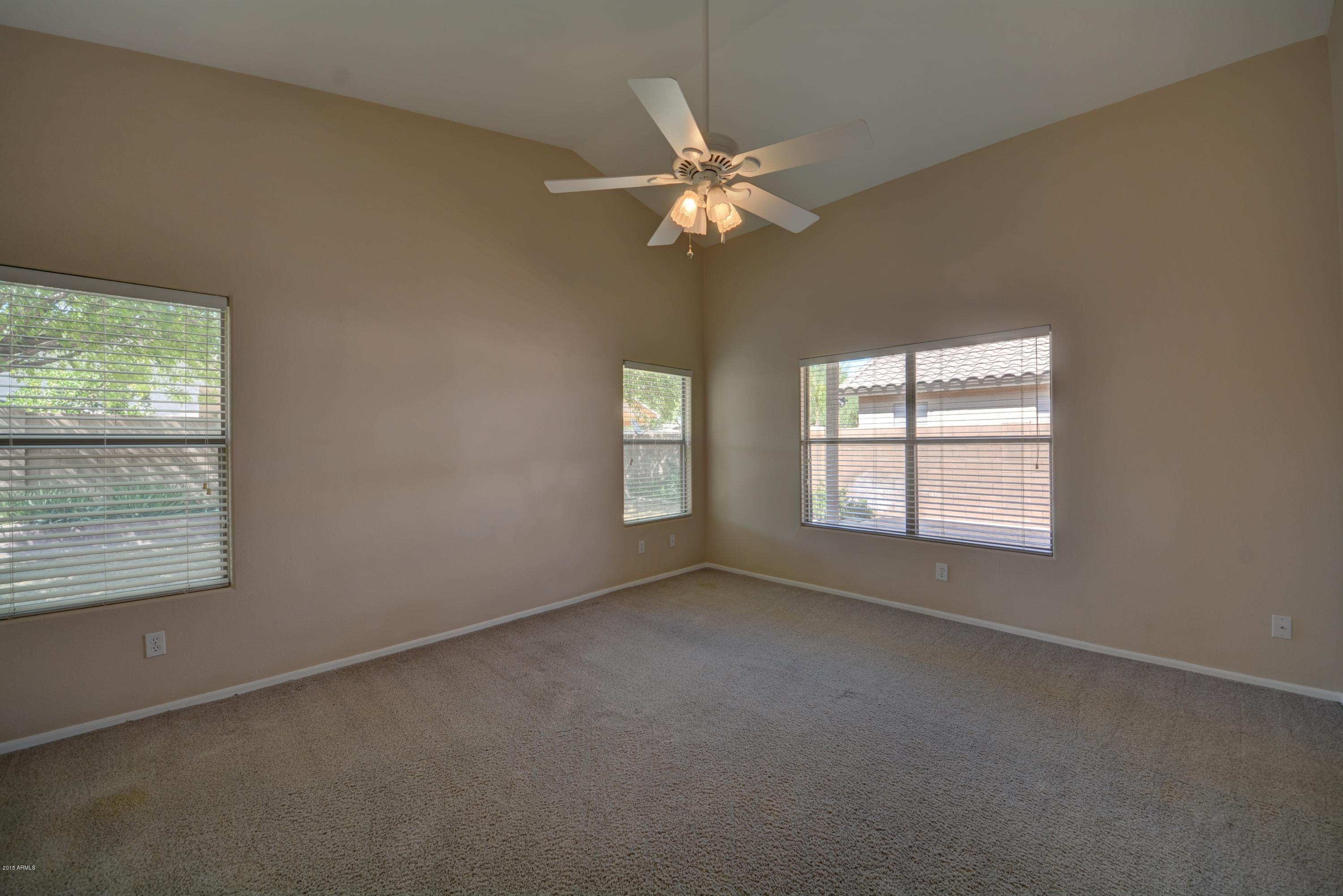1840 East Erie Street Gilbert, AZ 85295 - Photo 18 of 27 Erie (19)