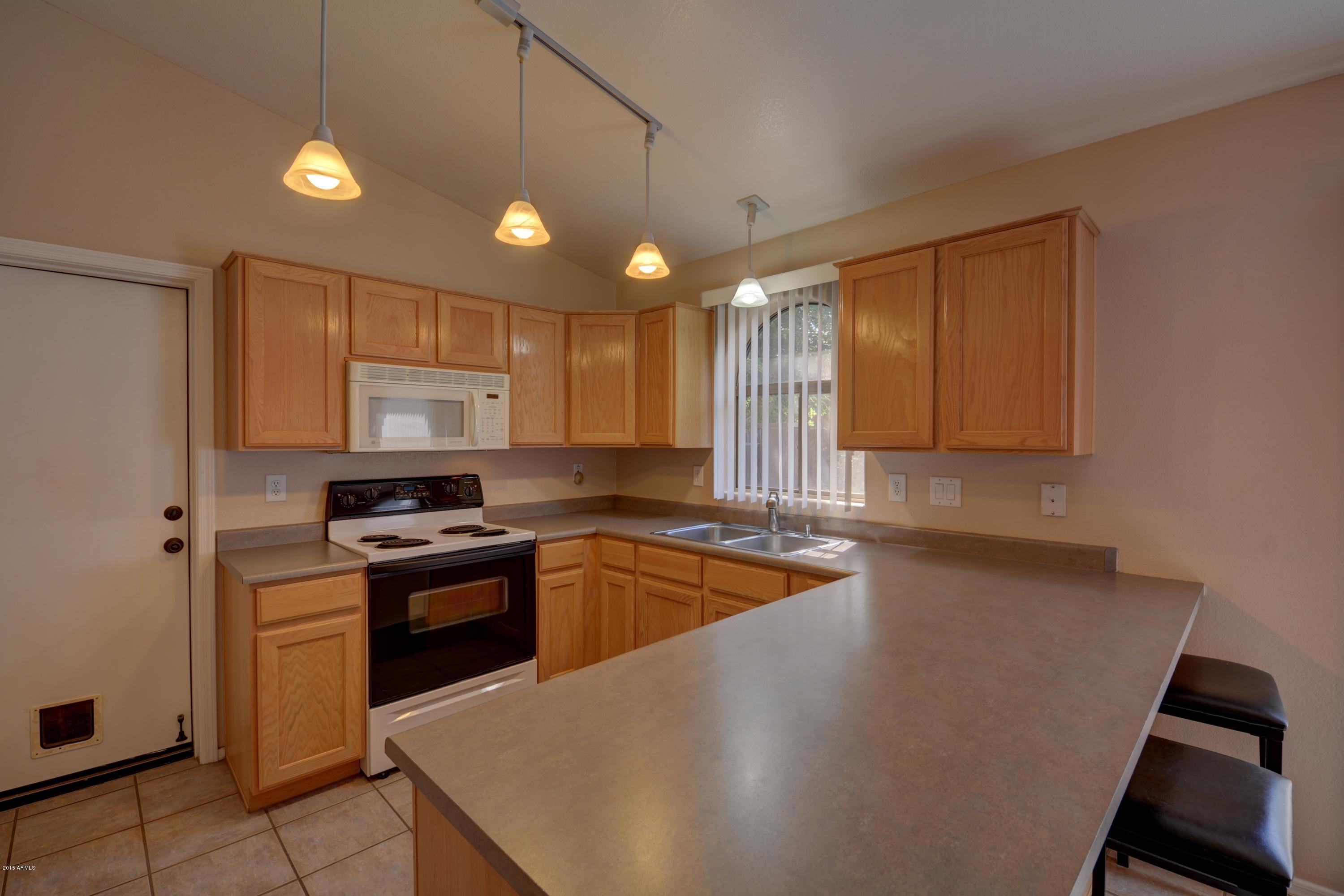 1840 East Erie Street Gilbert, AZ 85295 - Photo 5 of 27 Erie (6)