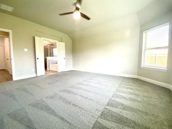 $2,850 | 116 Aucuba Lane, Waxahachie, TX 75165