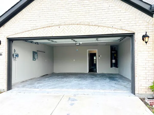 $2,850 | 116 Aucuba Lane, Waxahachie, TX 75165