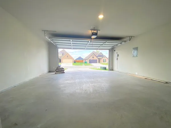 $2,850 | 116 Aucuba Lane, Waxahachie, TX 75165