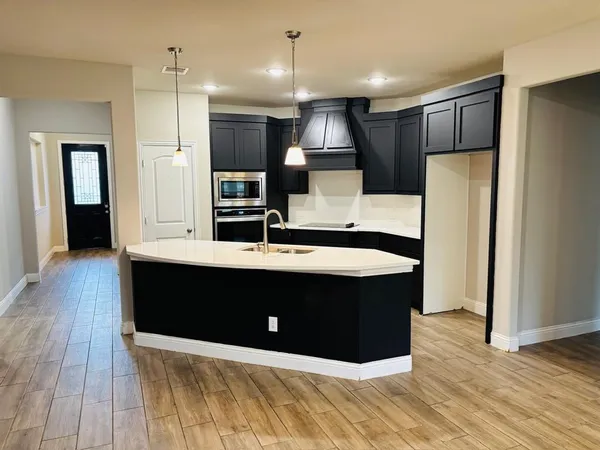 $2,850 | 116 Aucuba Lane, Waxahachie, TX 75165