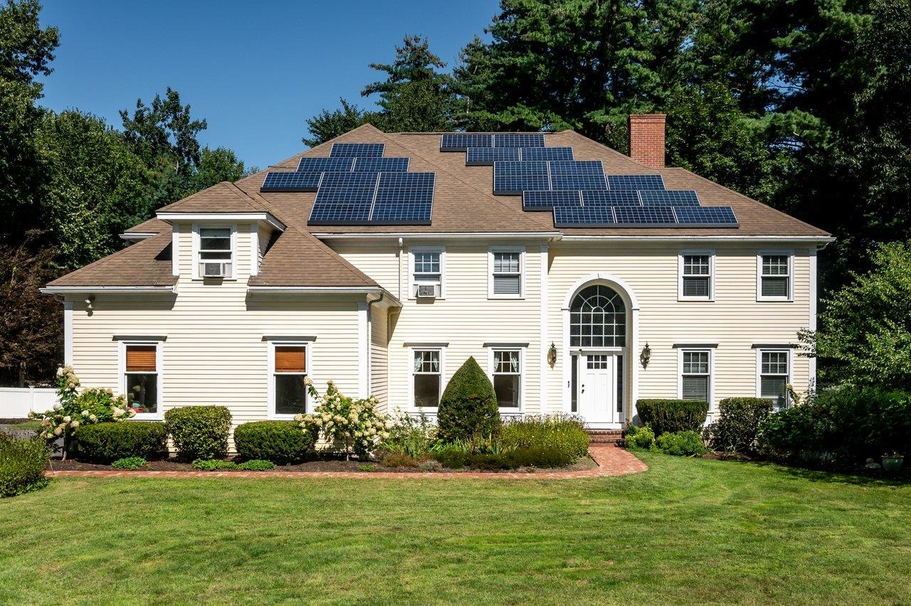 6 Pumpkin Circle Exeter, NH 03833 - Photo 1 of 40