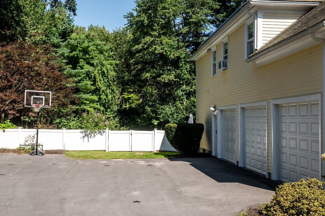 6 Pumpkin Circle Exeter, NH 03833 - Photo 35 of 40