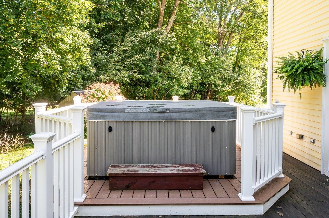 6 Pumpkin Circle Exeter, NH 03833 - Photo 36 of 40