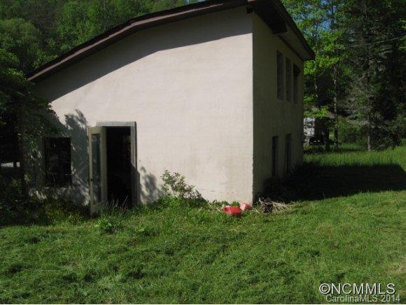 397 Clinic Road Balsam Grove, NC 28708 - Photo 11 of 11 Gallery Image 11