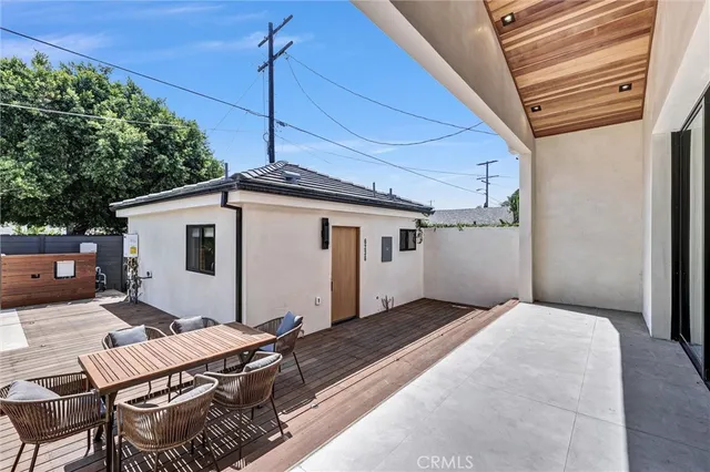 $11,500 | 6238 Babcock Avenue, North Hollywood, CA 91606