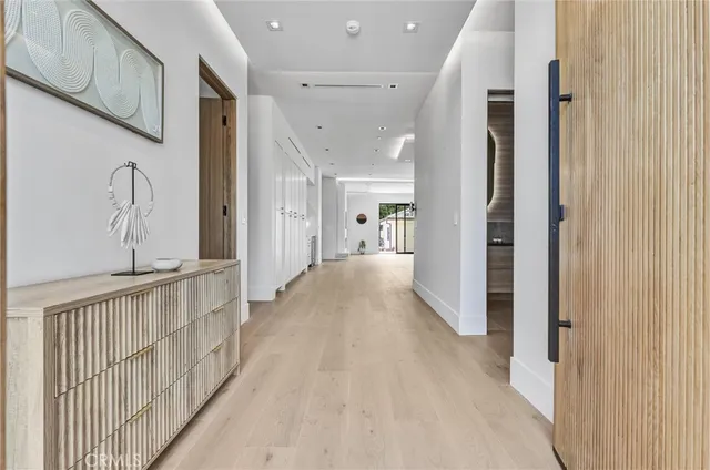 $11,500 | 6238 Babcock Avenue, North Hollywood, CA 91606