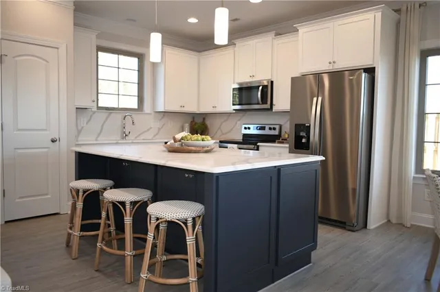 $452,475 | 4711 Willowstone Drive, High Point, NC 27265