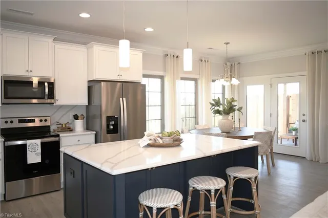 $452,475 | 4711 Willowstone Drive, High Point, NC 27265