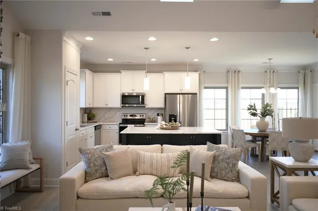 $452,475 | 4711 Willowstone Drive, High Point, NC 27265