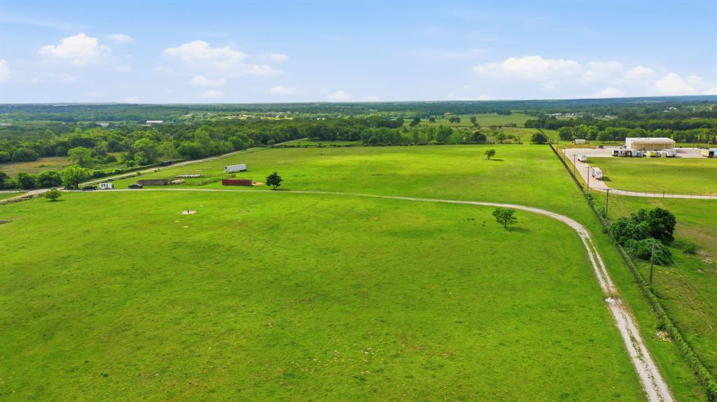 579 West BB Fielder Road Weatherford, TX 76087 - Photo 4 of 19