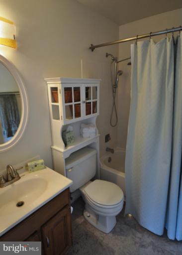 2013 Chadds Ford Drive Reston, VA 20191 - Photo 18 of 24 The master bath has marble floors.