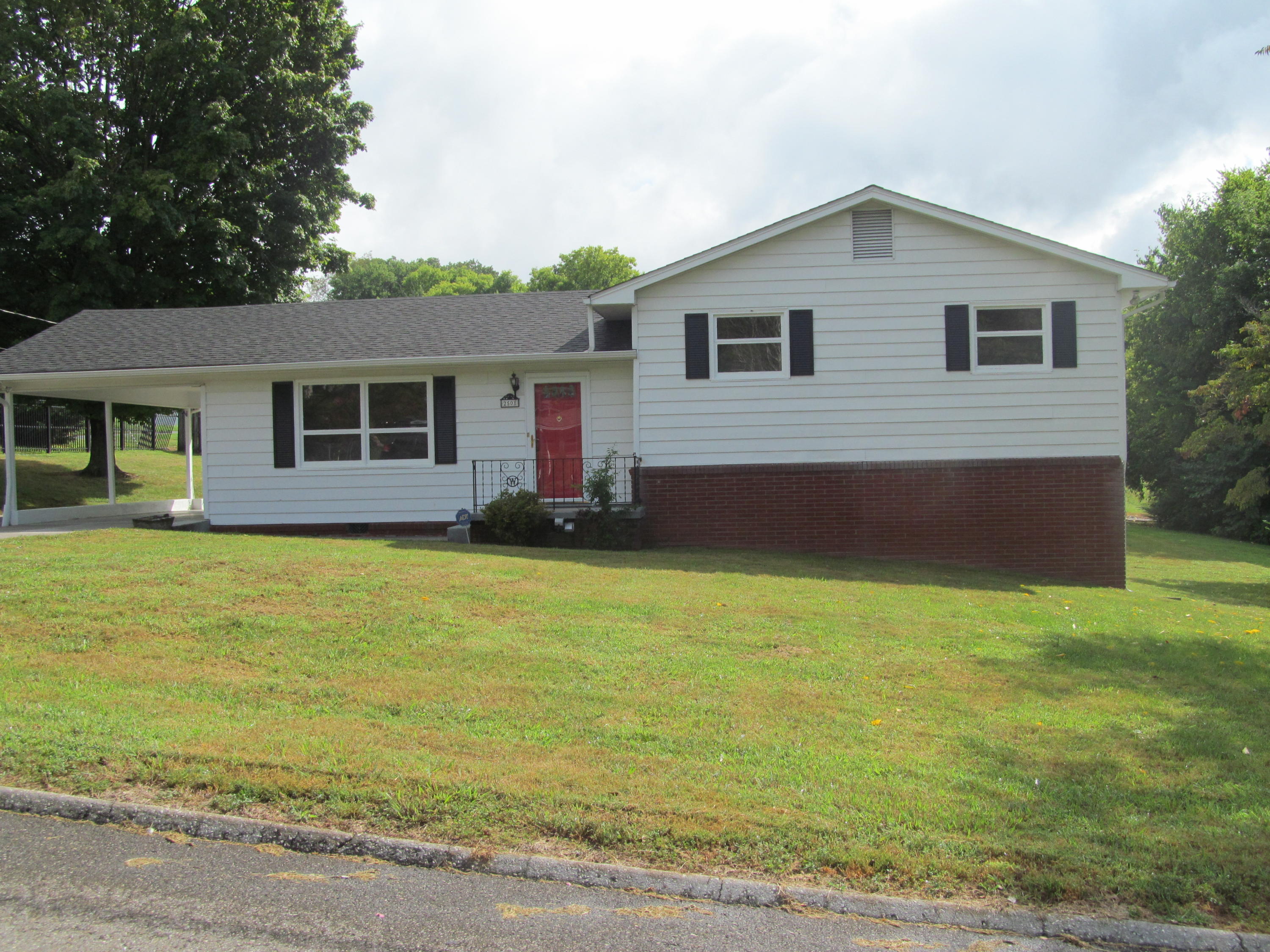 2508 Pulaski Road Knoxville, TN 37914 - Photo 1 of 20 Pulaski 913