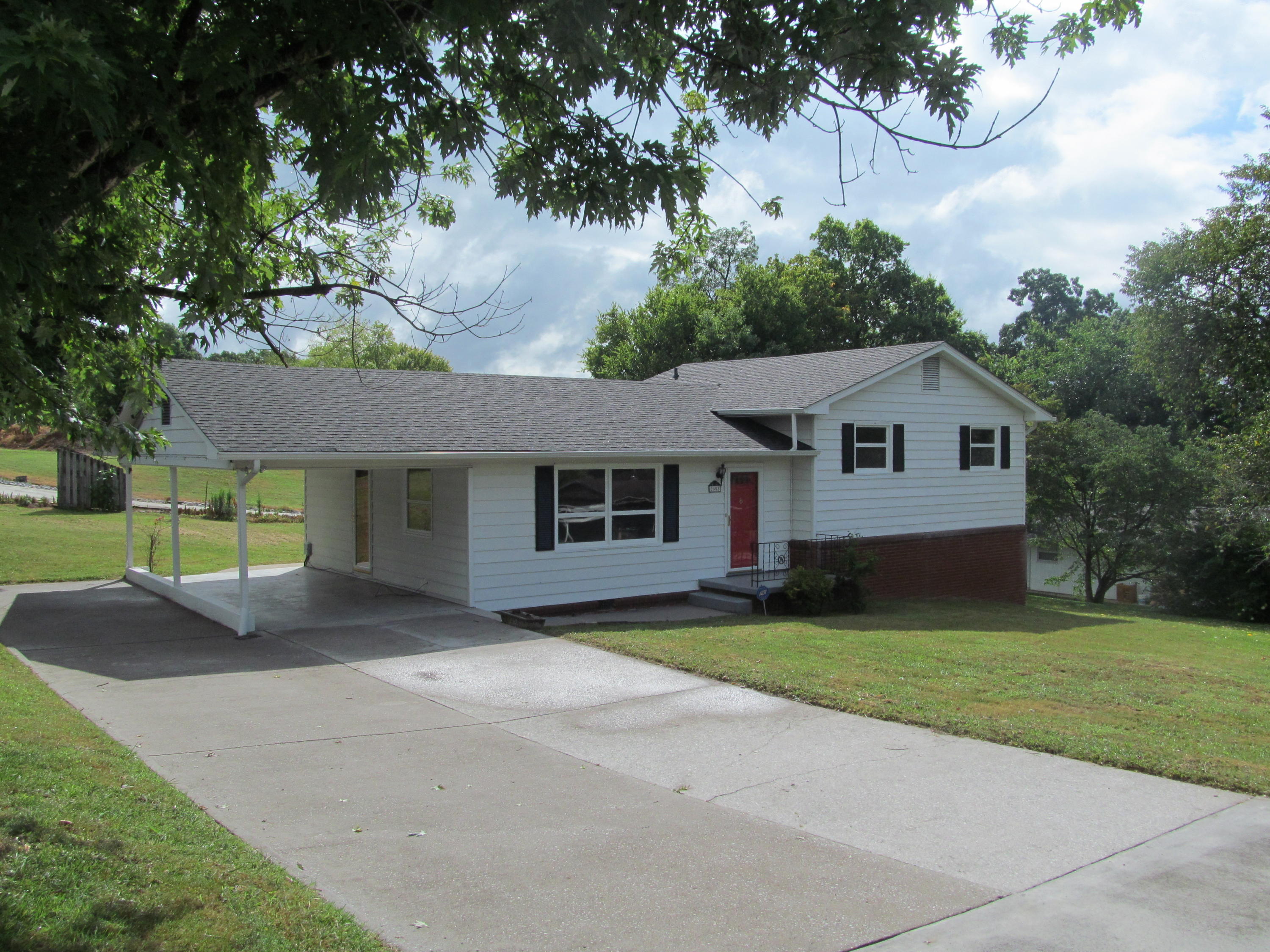 2508 Pulaski Road Knoxville, TN 37914 - Photo 2 of 20 Pulaski 914