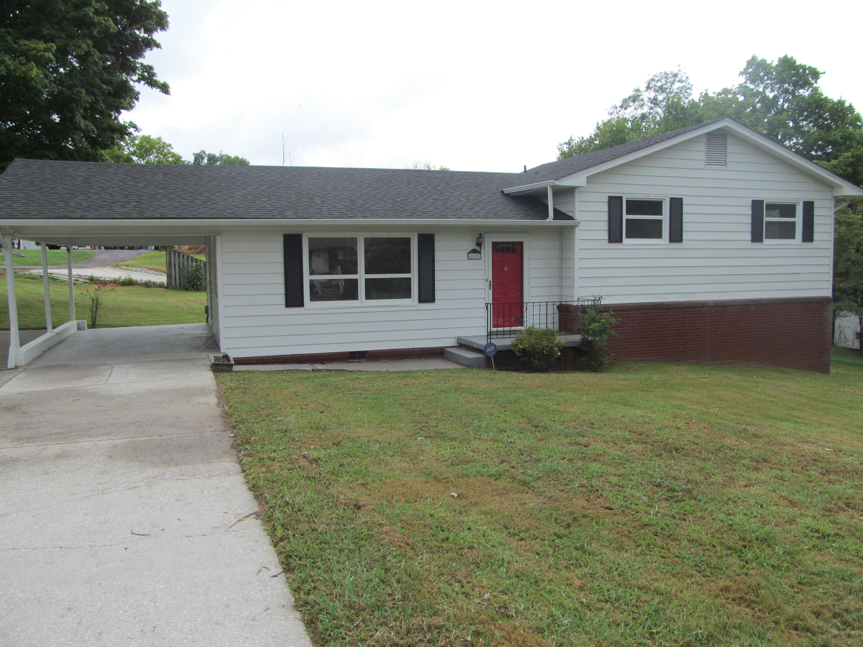 2508 Pulaski Road Knoxville, TN 37914 - Photo 16 of 20 Pulaski 946