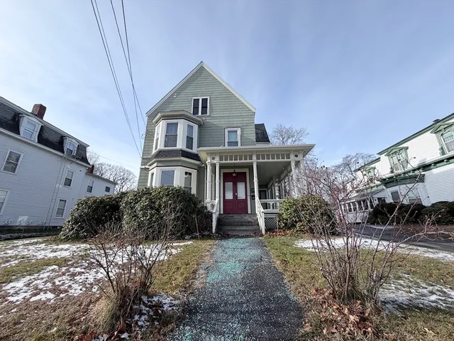 $2,100 | 82 School Street, Unit 1, Milford, MA 01757