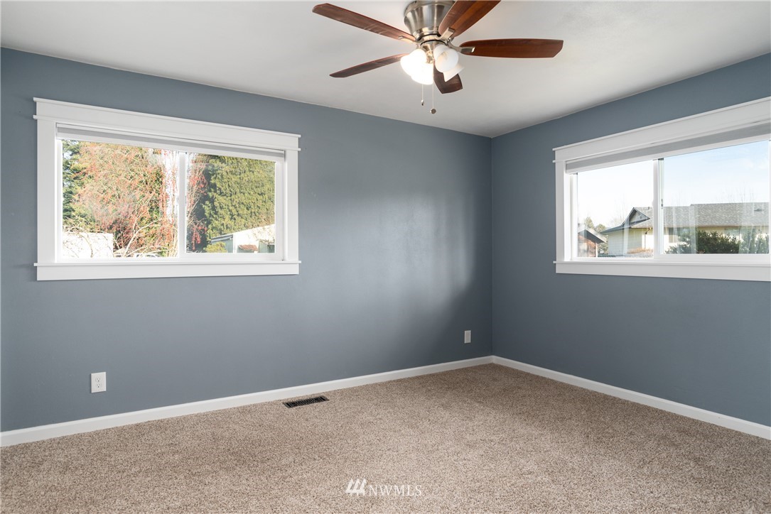 300 Gardner Road Burlington, WA 98233 - Photo 14 of 25 Gallery Image 14