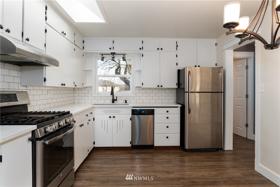 300 Gardner Road Burlington, WA 98233 - Photo 5 of 25 Gallery Image 5