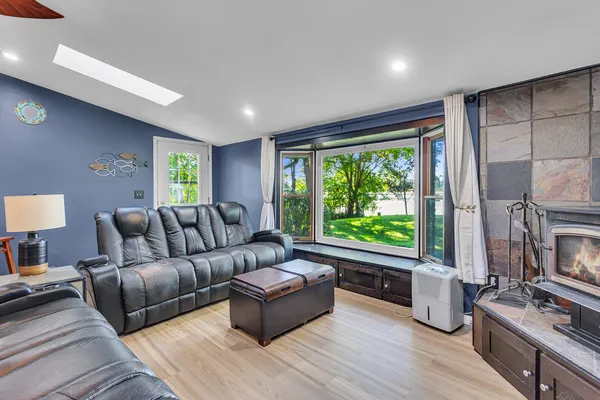 $325,000 | 585 Norvell Beach Drive, Brooklyn, MI 49230