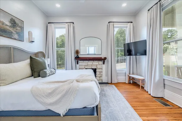 $2,000,000 | 1317 Newning Avenue, Austin, TX 78704