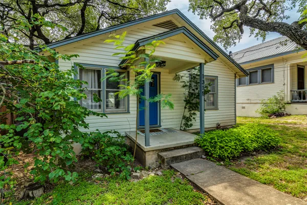 $2,000,000 | 1317 Newning Avenue, Austin, TX 78704