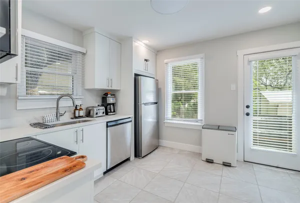 $2,000,000 | 1317 Newning Avenue, Austin, TX 78704