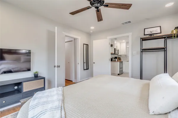 $2,000,000 | 1317 Newning Avenue, Austin, TX 78704